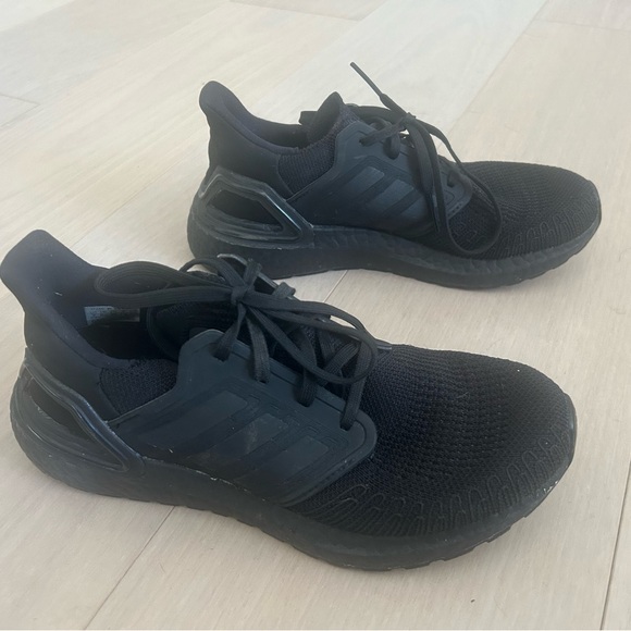 Women’s Adidas Black Running Shoes - Picture 2 of 4